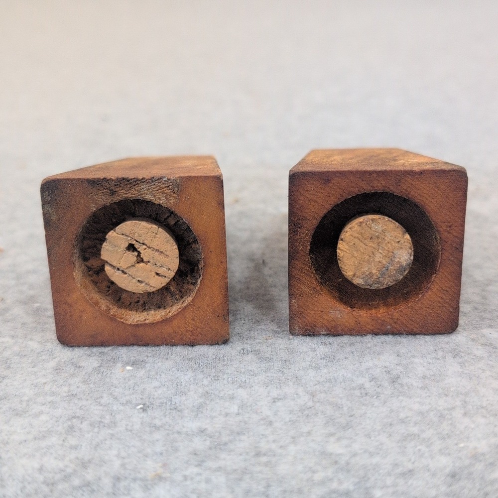 Vintage Hand Painted Wooden Cabin Salt and Pepper Shakers Rustic Folk Art Set - Picture 7 of 8